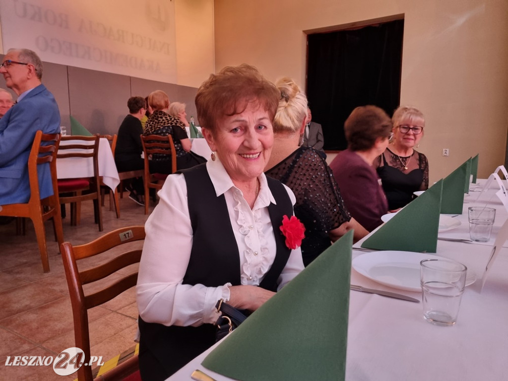 Zabawa karnawałowa leszczyńskich seniorów