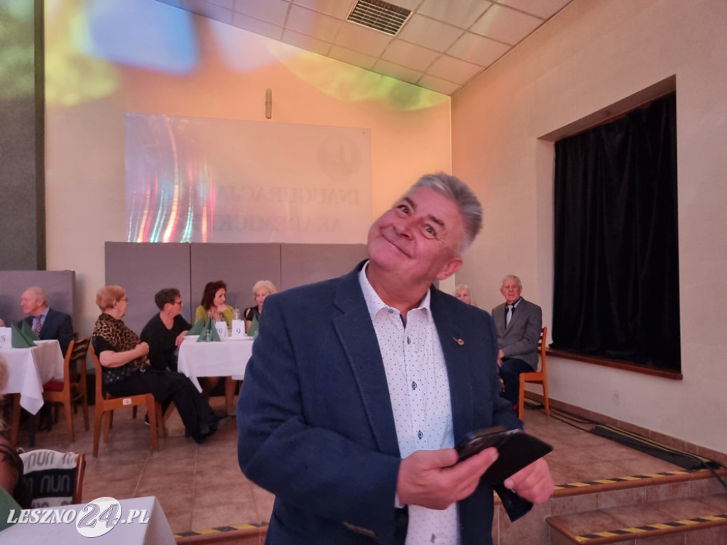 Zabawa karnawałowa leszczyńskich seniorów