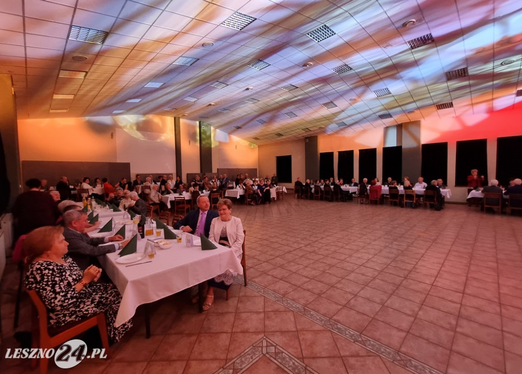 Zabawa karnawałowa leszczyńskich seniorów