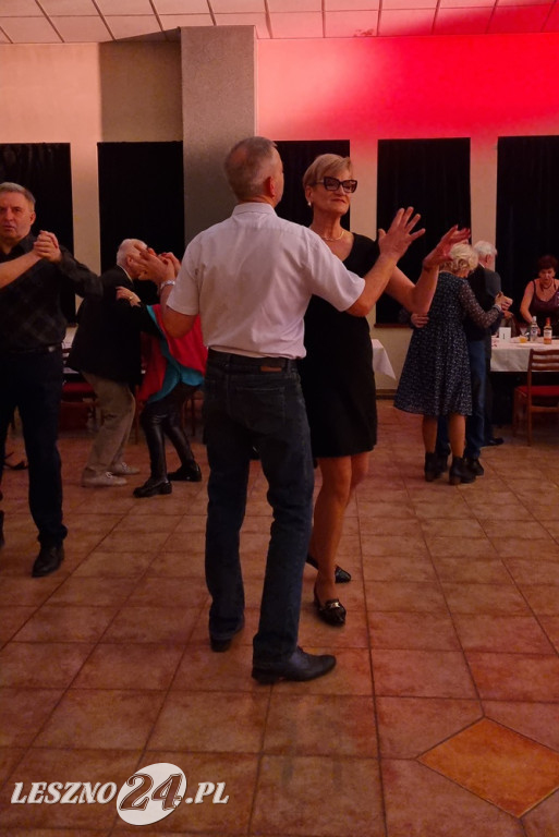 Zabawa karnawałowa leszczyńskich seniorów