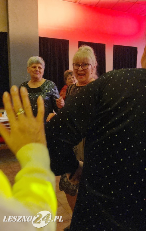 Zabawa karnawałowa leszczyńskich seniorów