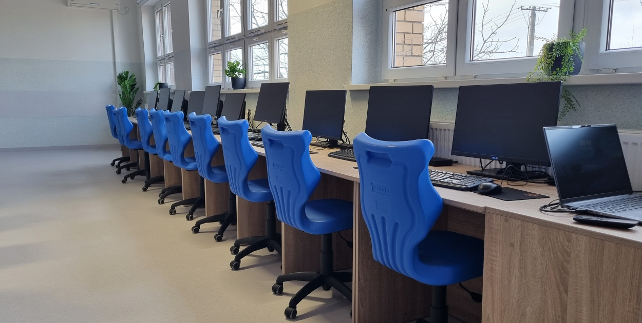 Otwarcie nowej pracowni komputerowej w SP nr 5