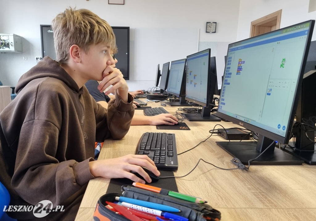 Otwarcie nowej pracowni komputerowej w SP nr 5