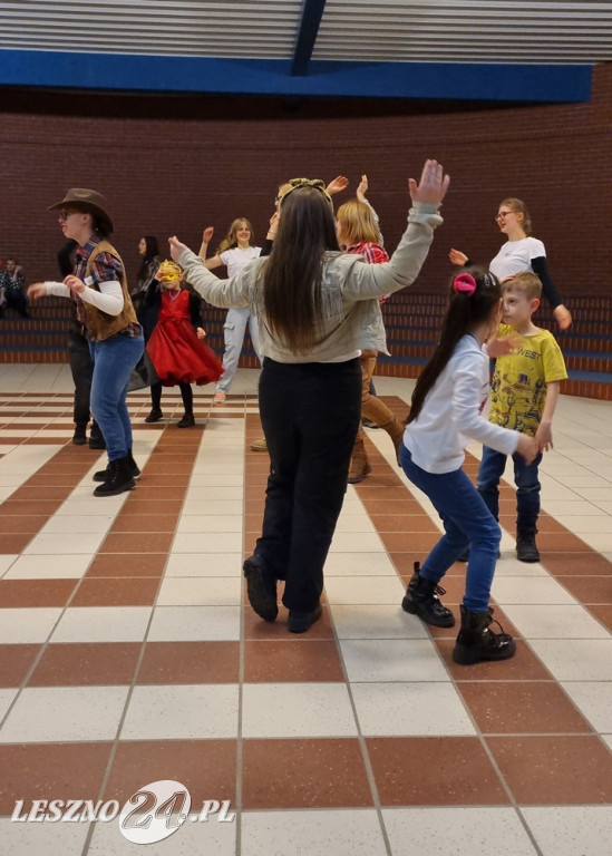 Zabawa karnawałowa Stowarzyszenia Dzieciom Niepełnosprawnym