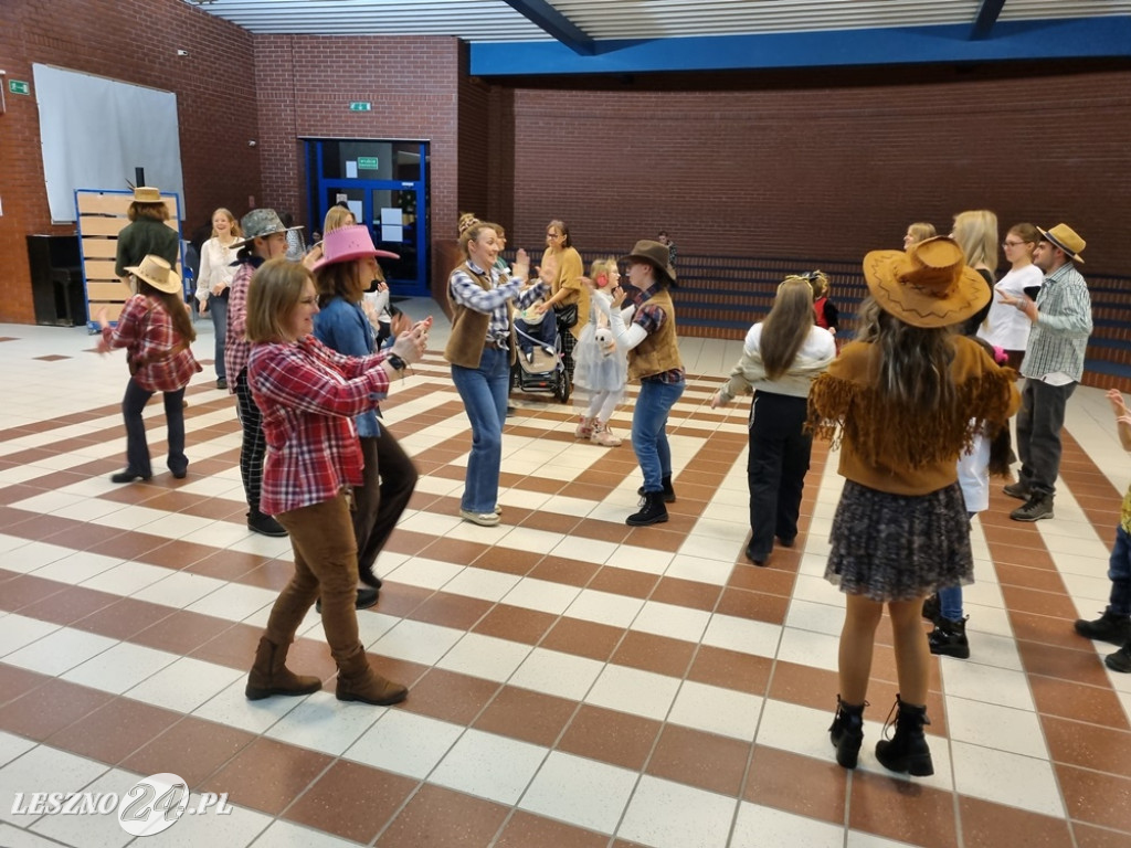 Zabawa karnawałowa Stowarzyszenia Dzieciom Niepełnosprawnym