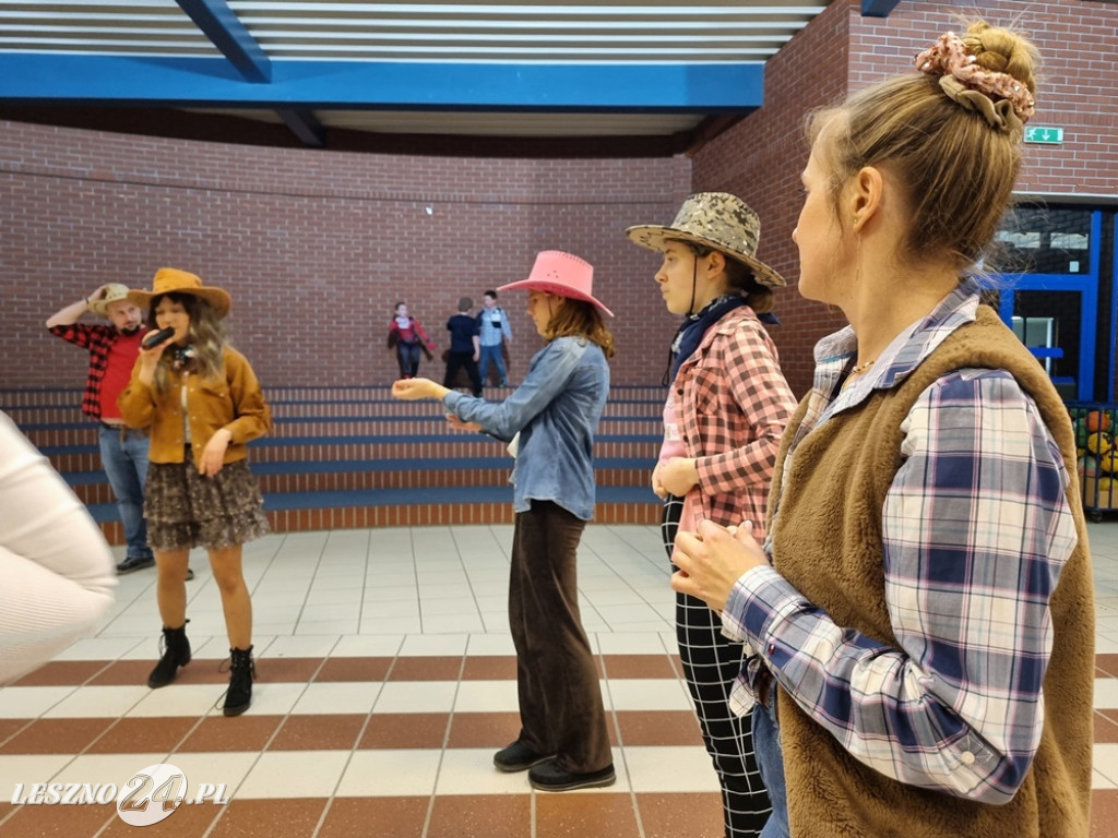 Zabawa karnawałowa Stowarzyszenia Dzieciom Niepełnosprawnym