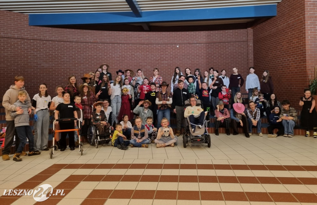 Zabawa karnawałowa Stowarzyszenia Dzieciom Niepełnosprawnym