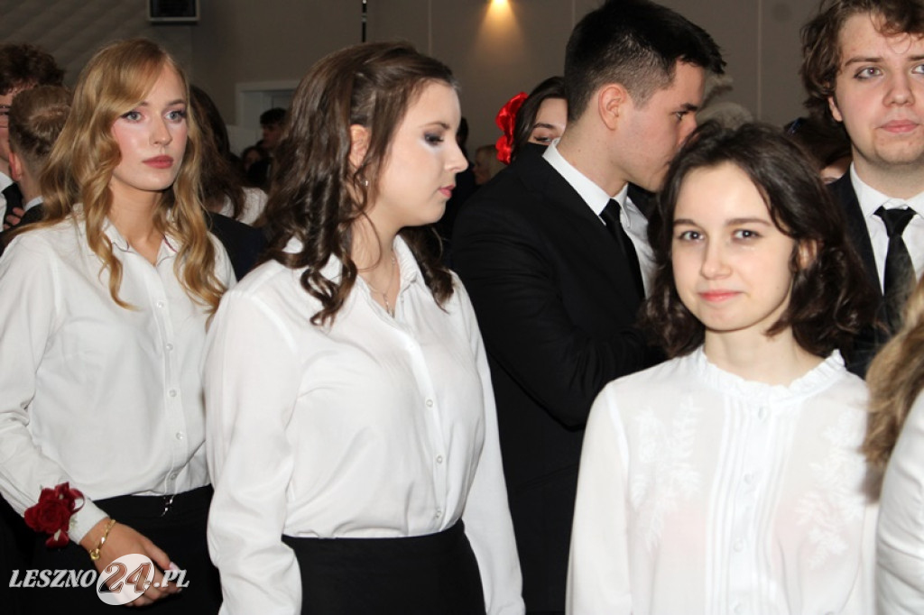 Studniówka II LO w Lesznie w Oazie w Kłodzie