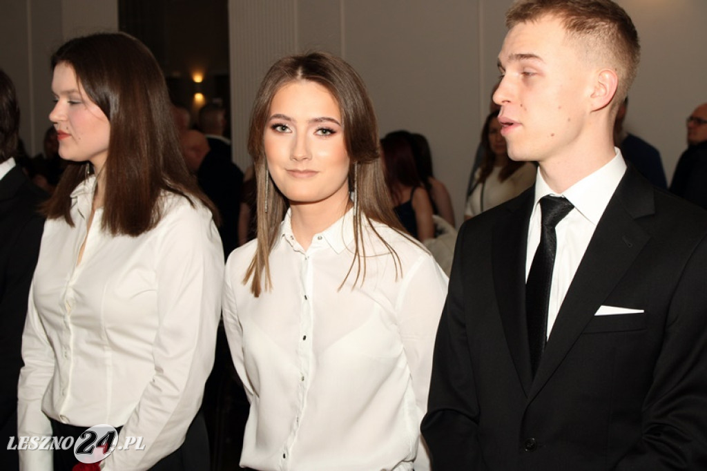 Studniówka II LO w Lesznie w Oazie w Kłodzie