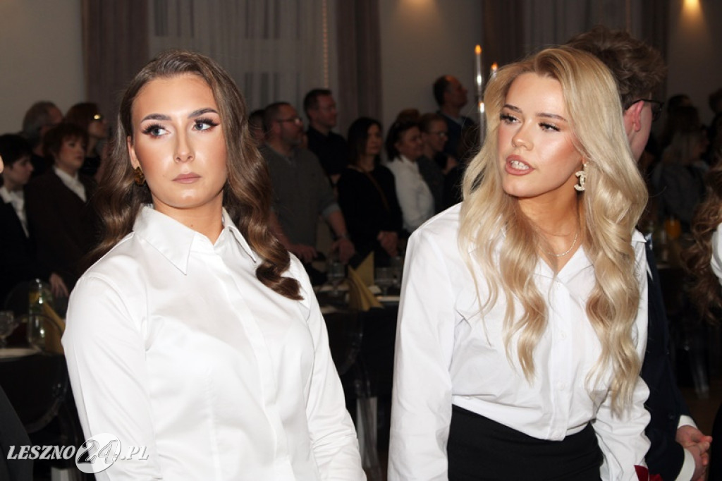 Studniówka II LO w Lesznie w Oazie w Kłodzie