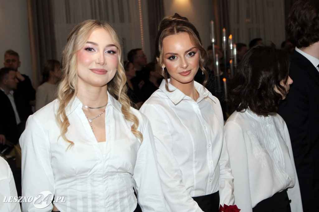 Studniówka II LO w Lesznie w Oazie w Kłodzie