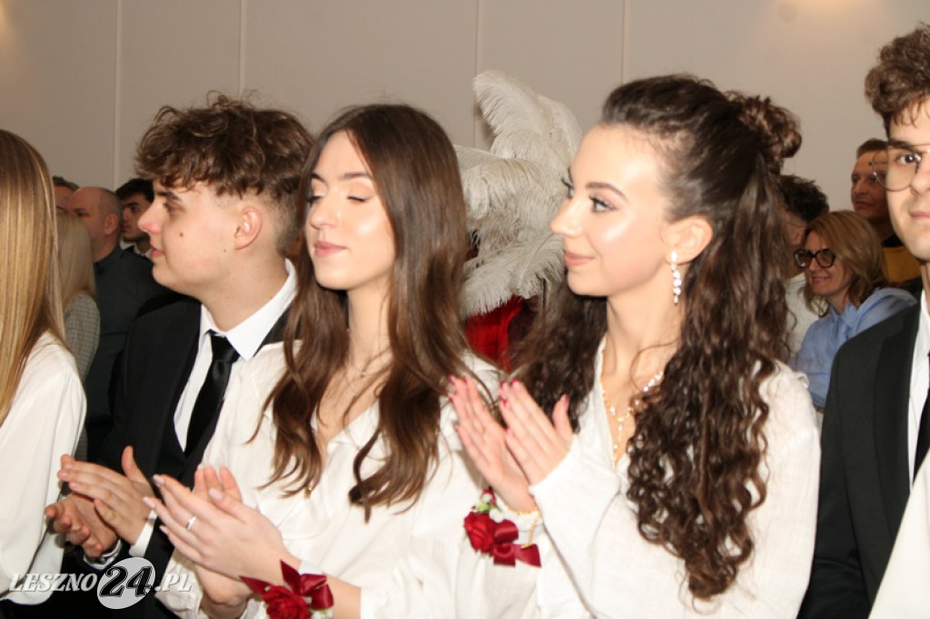 Studniówka II LO w Lesznie w Oazie w Kłodzie