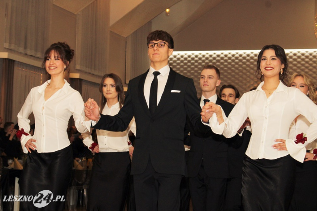 Studniówka II LO w Lesznie w Oazie w Kłodzie