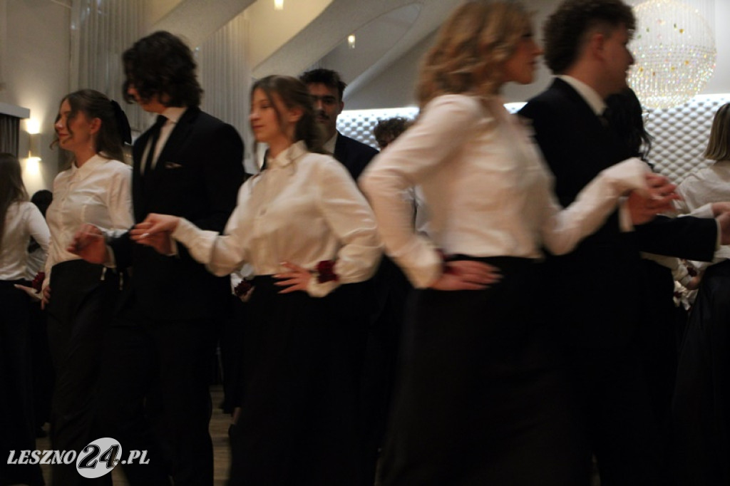 Studniówka II LO w Lesznie w Oazie w Kłodzie