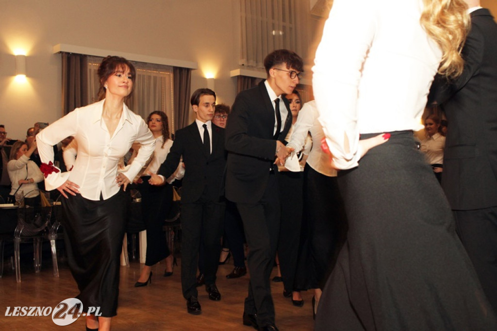 Studniówka II LO w Lesznie w Oazie w Kłodzie