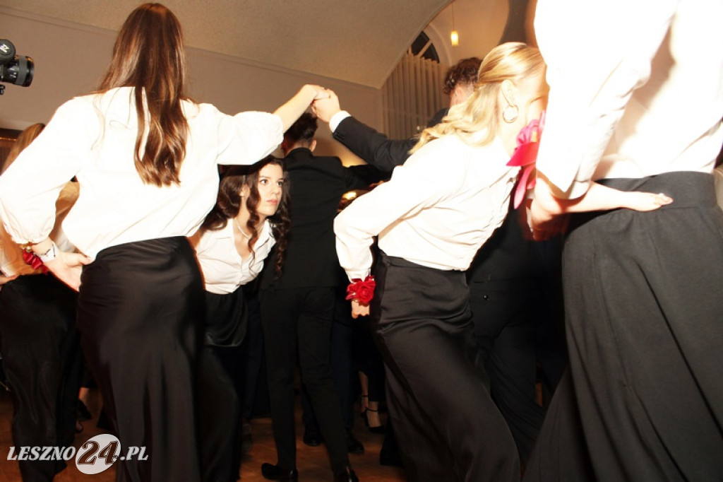 Studniówka II LO w Lesznie w Oazie w Kłodzie