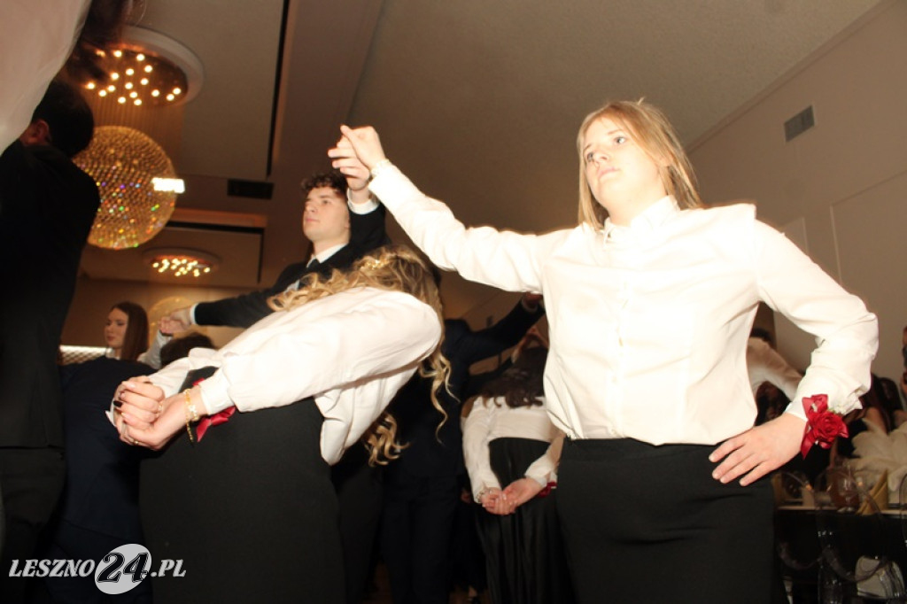 Studniówka II LO w Lesznie w Oazie w Kłodzie