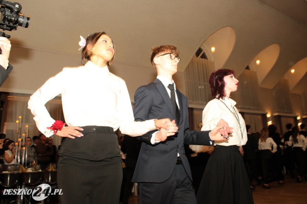 Studniówka II LO w Lesznie w Oazie w Kłodzie