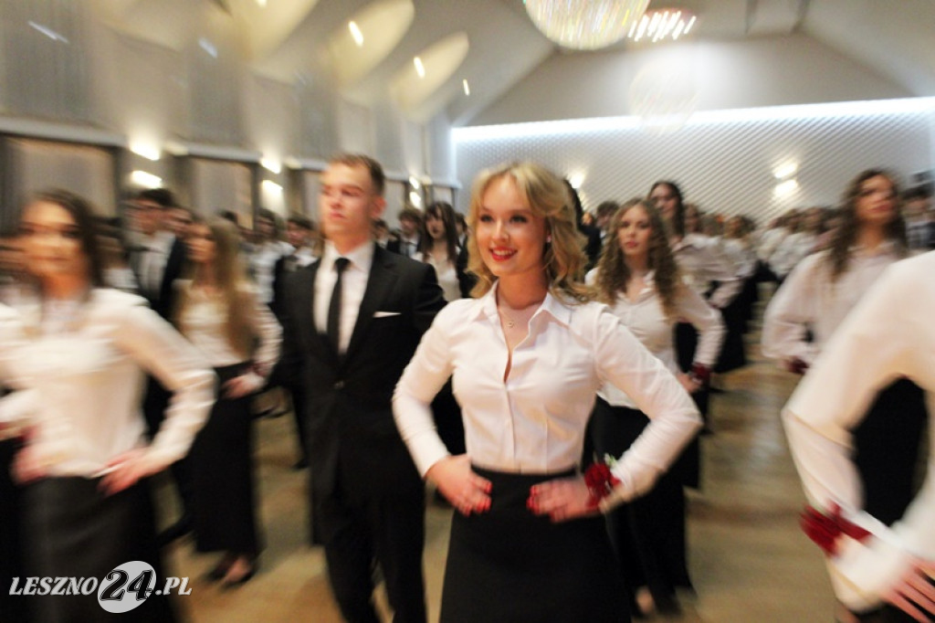 Studniówka II LO w Lesznie w Oazie w Kłodzie