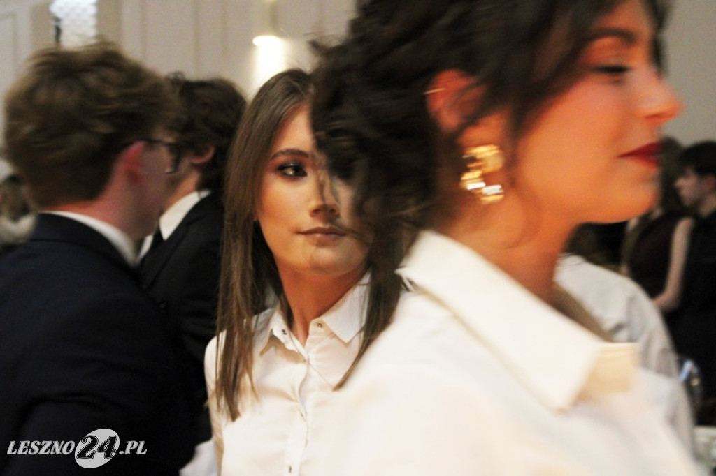 Studniówka II LO w Lesznie w Oazie w Kłodzie