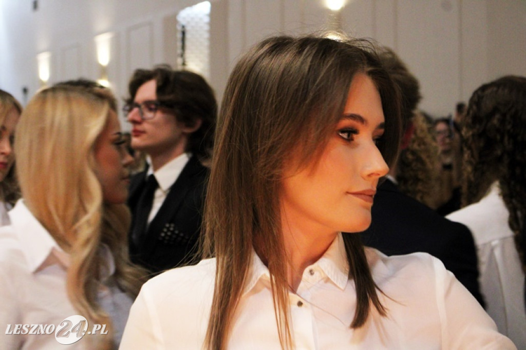 Studniówka II LO w Lesznie w Oazie w Kłodzie