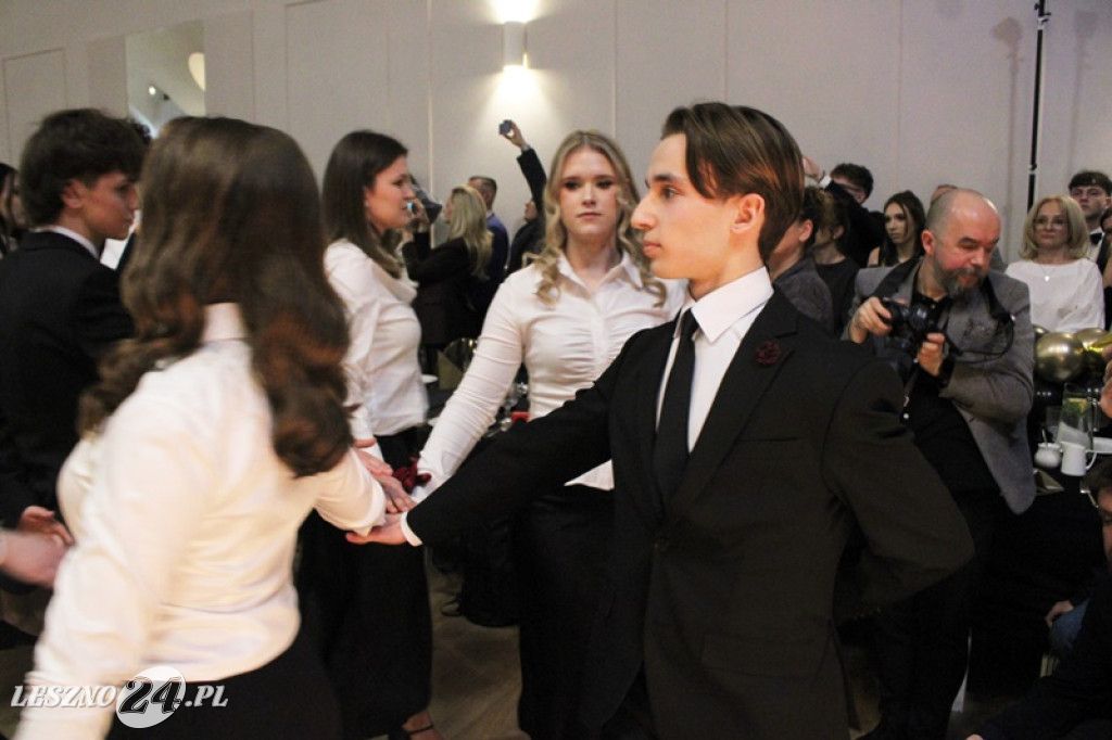 Studniówka II LO w Lesznie w Oazie w Kłodzie