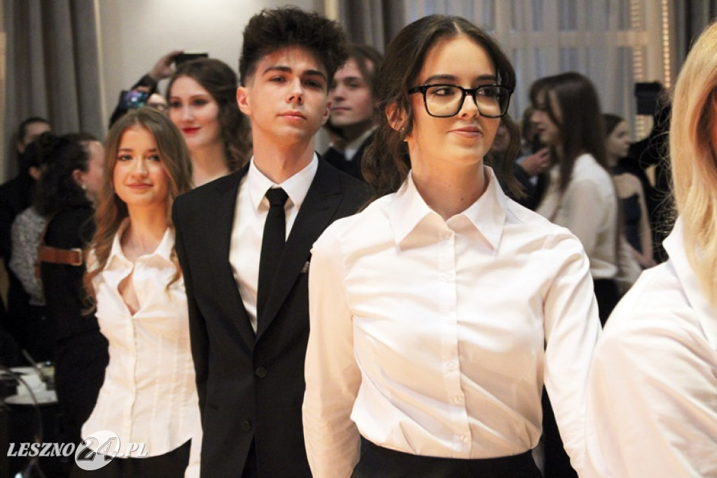 Studniówka II LO w Lesznie w Oazie w Kłodzie