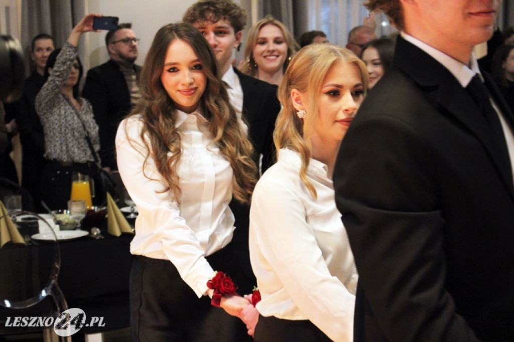 Studniówka II LO w Lesznie w Oazie w Kłodzie