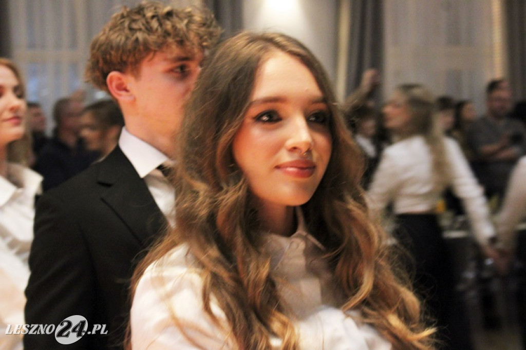 Studniówka II LO w Lesznie w Oazie w Kłodzie