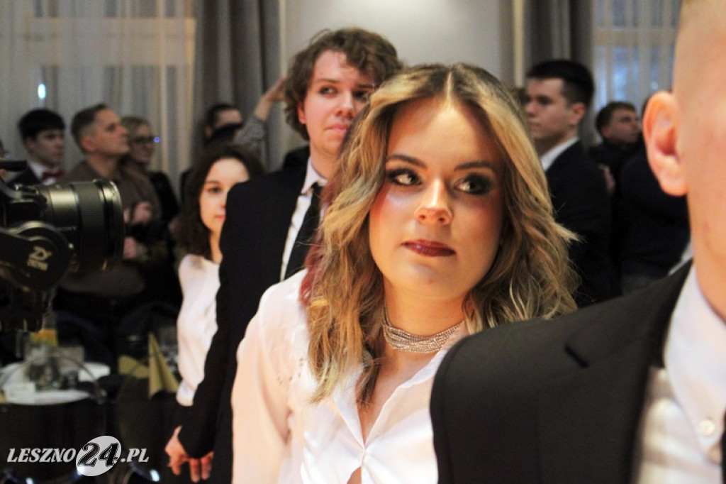 Studniówka II LO w Lesznie w Oazie w Kłodzie