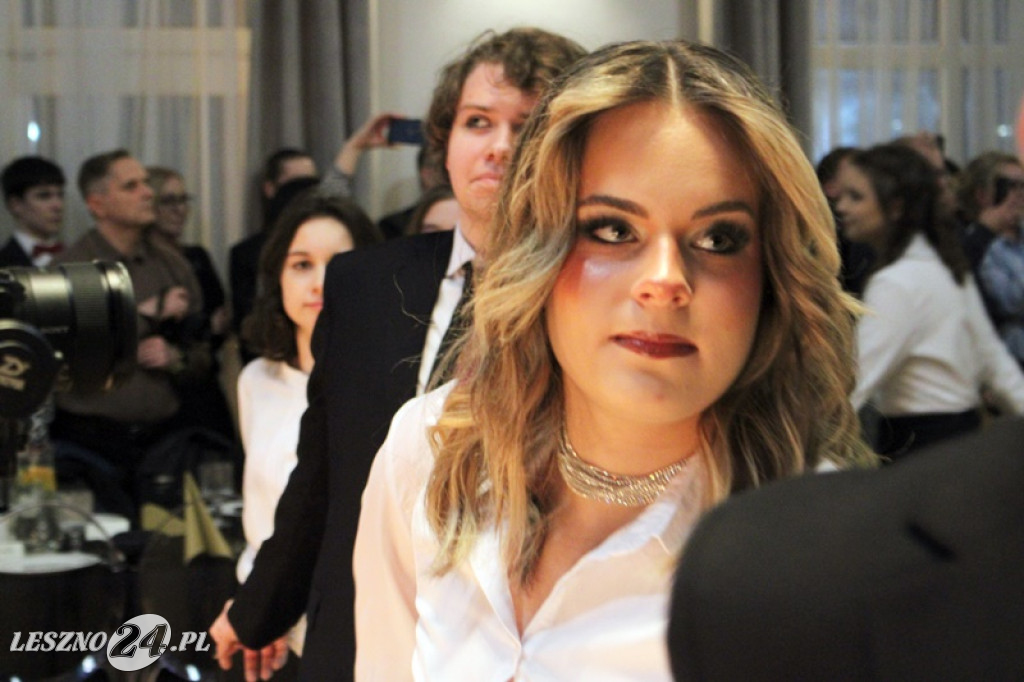 Studniówka II LO w Lesznie w Oazie w Kłodzie