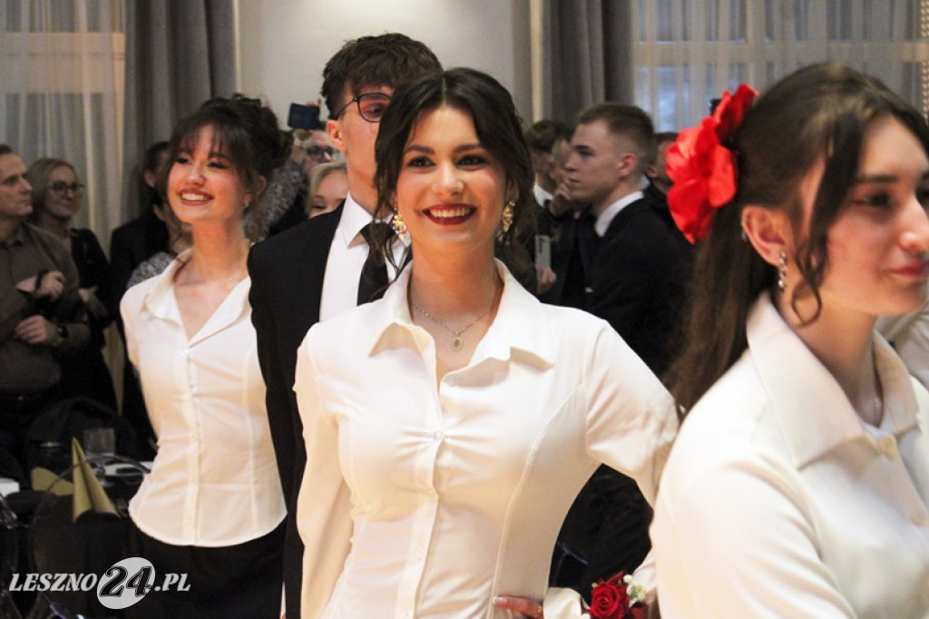 Studniówka II LO w Lesznie w Oazie w Kłodzie