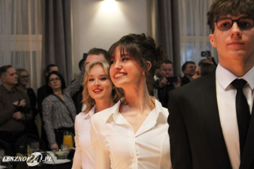 Studniówka II LO w Lesznie w Oazie w Kłodzie