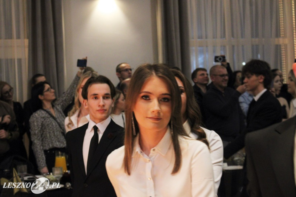 Studniówka II LO w Lesznie w Oazie w Kłodzie