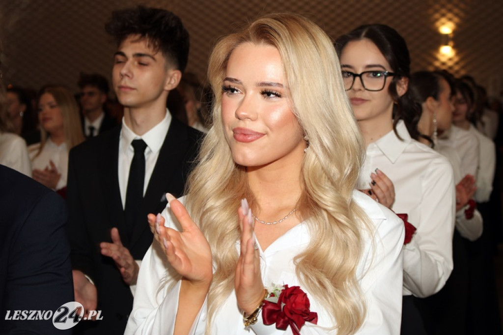 Studniówka II LO w Lesznie w Oazie w Kłodzie