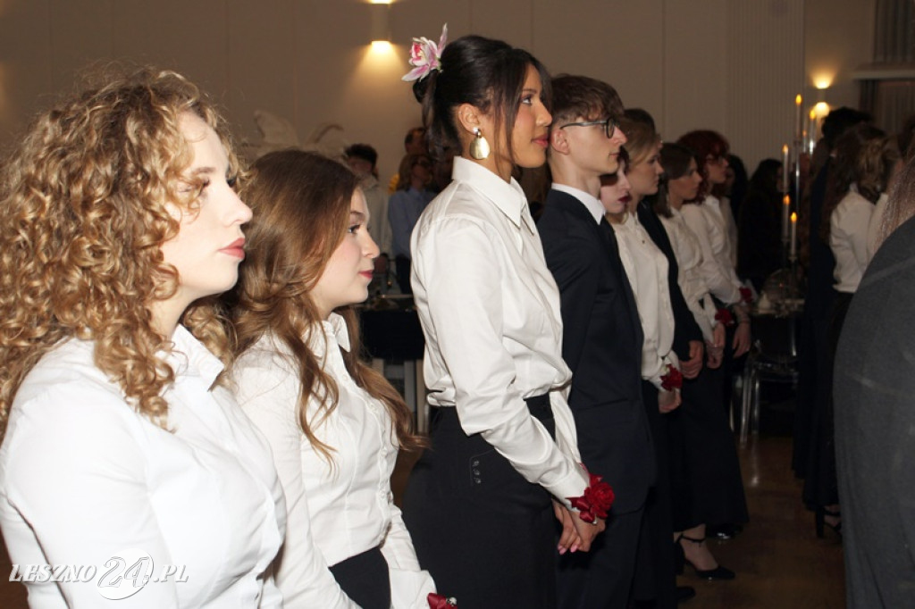 Studniówka II LO w Lesznie w Oazie w Kłodzie