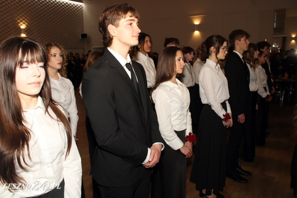Studniówka II LO w Lesznie w Oazie w Kłodzie