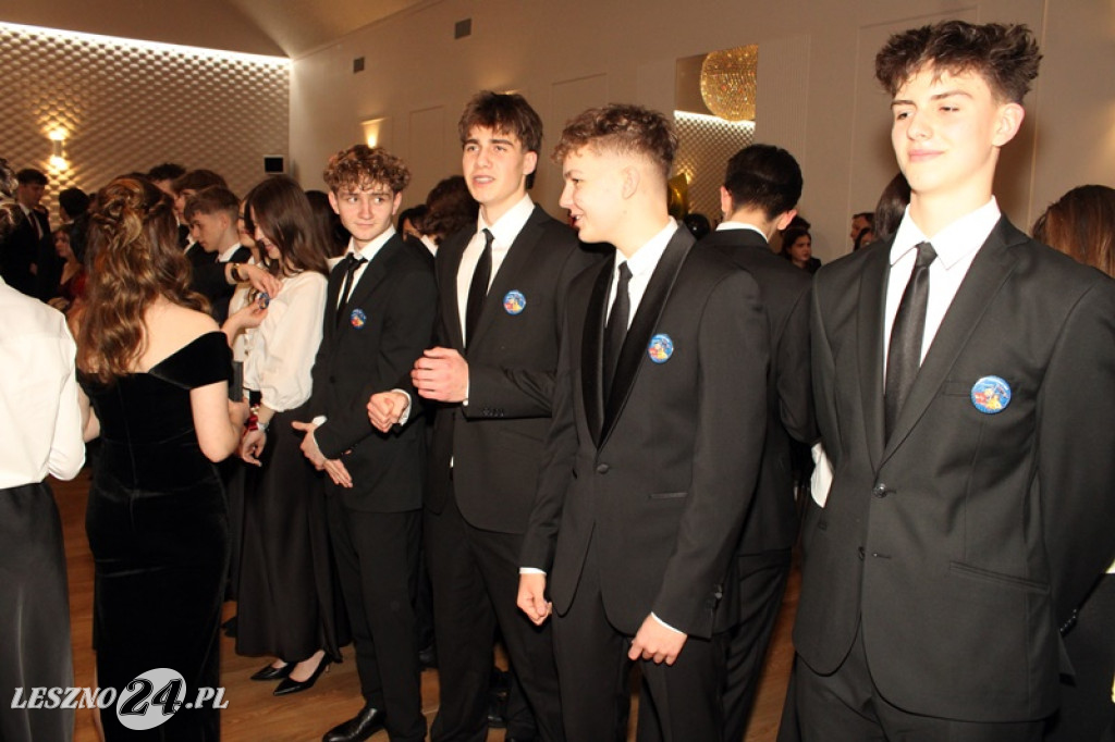 Studniówka II LO w Lesznie w Oazie w Kłodzie