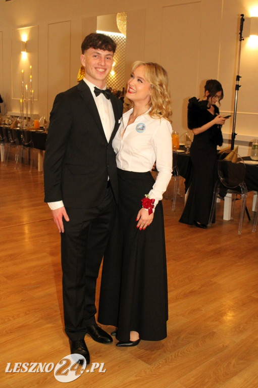 Studniówka II LO w Lesznie w Oazie w Kłodzie