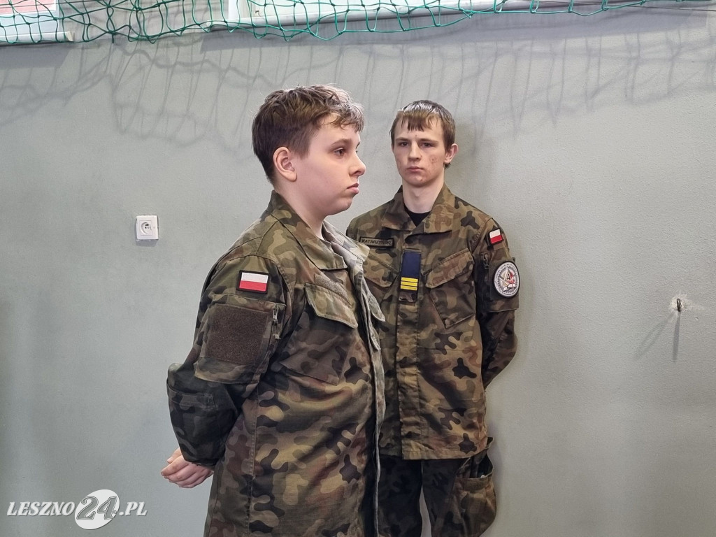 Pasowanie na kadetów w Zespole Szkół nr 4 w Lesznie