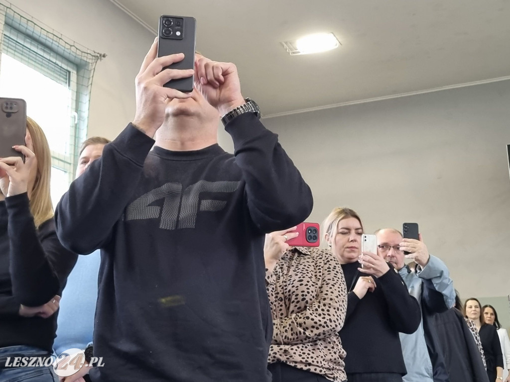 Pasowanie na kadetów w Zespole Szkół nr 4 w Lesznie