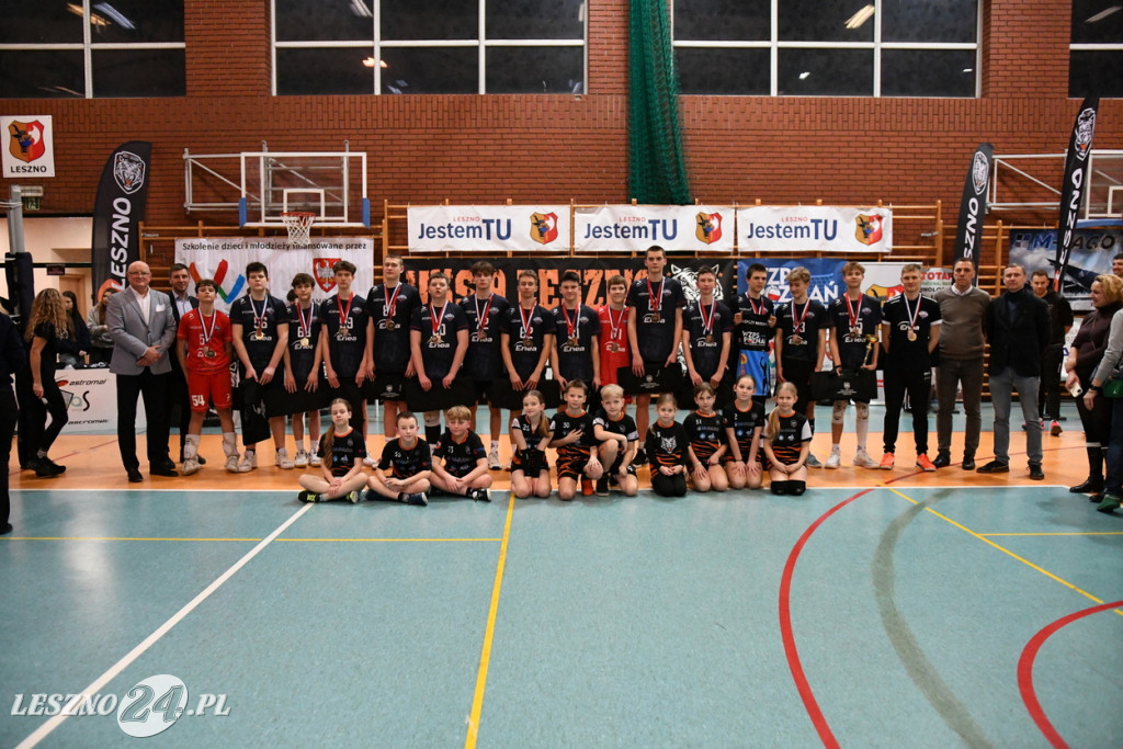 Mistrzostwa Wielkopolski Młodzików w piłce siatkowej w Lesznie