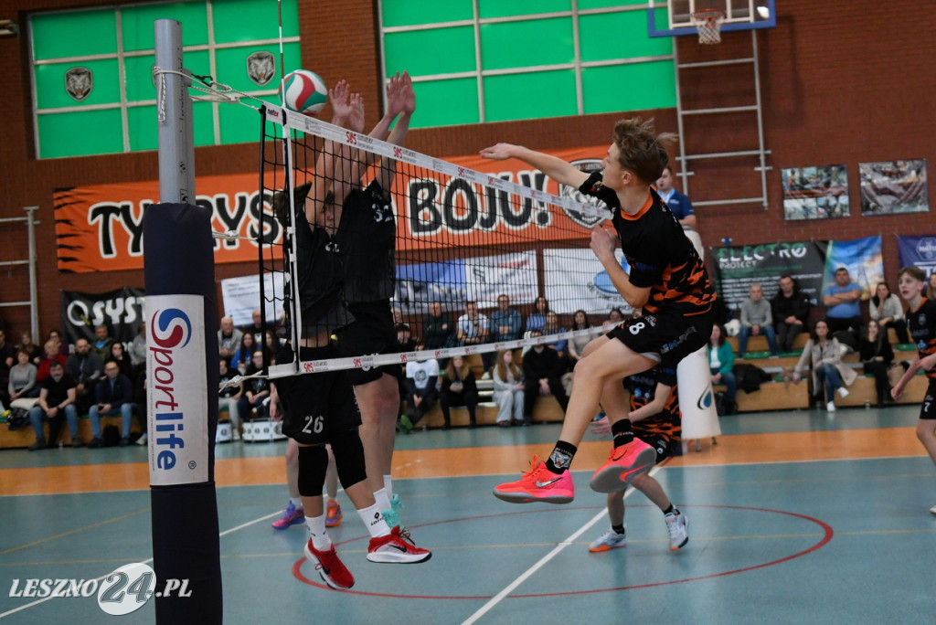 Mistrzostwa Wielkopolski Młodzików w piłce siatkowej w Lesznie