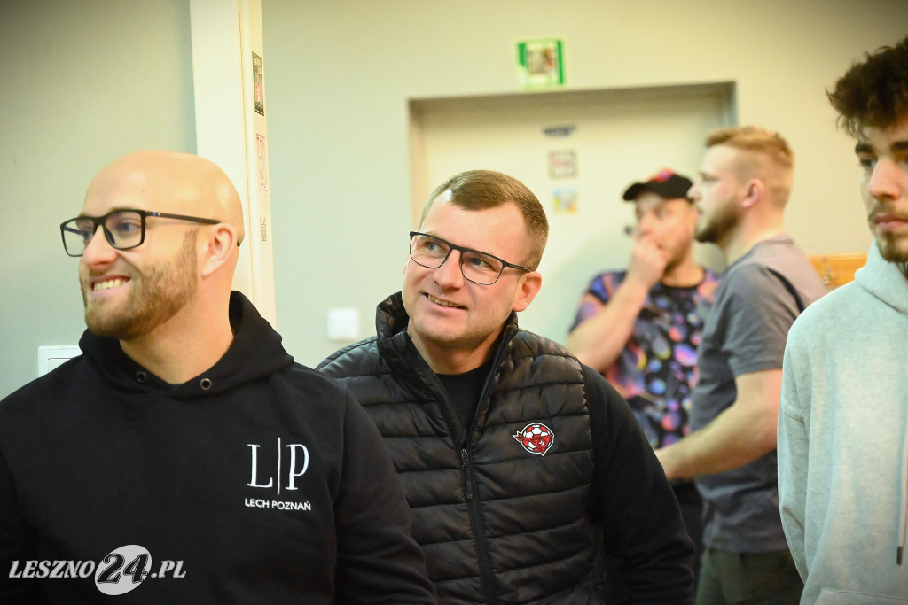 Zawody w darta na Orliku w Garzynie