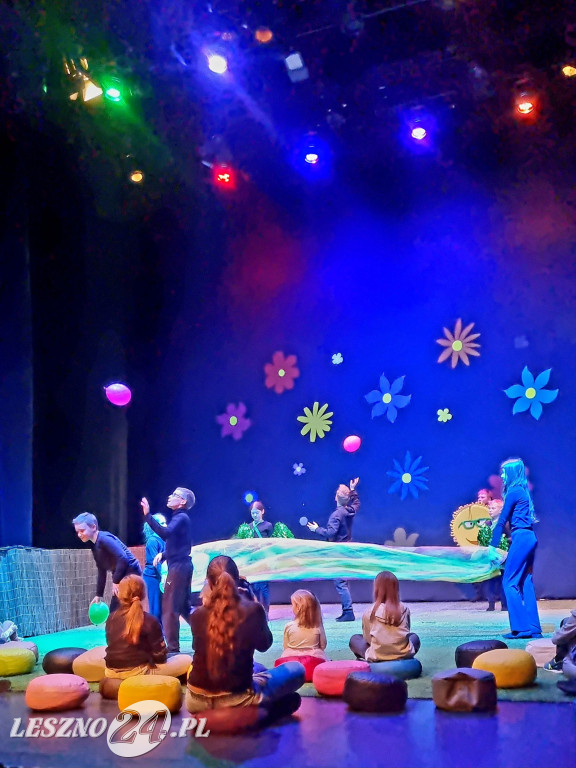 Teatr na sensorach w Teatrze Miejskim w Lesznie