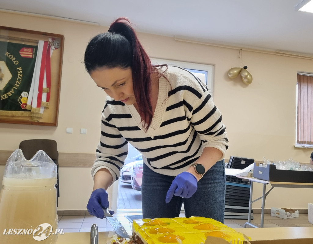 Kiermasz ciasta dla Iwony Giery z Lipna