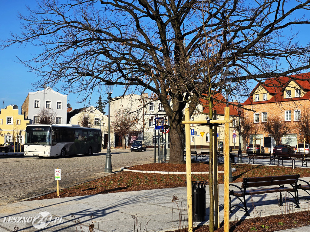 Rynek w Osiecznej po remoncie