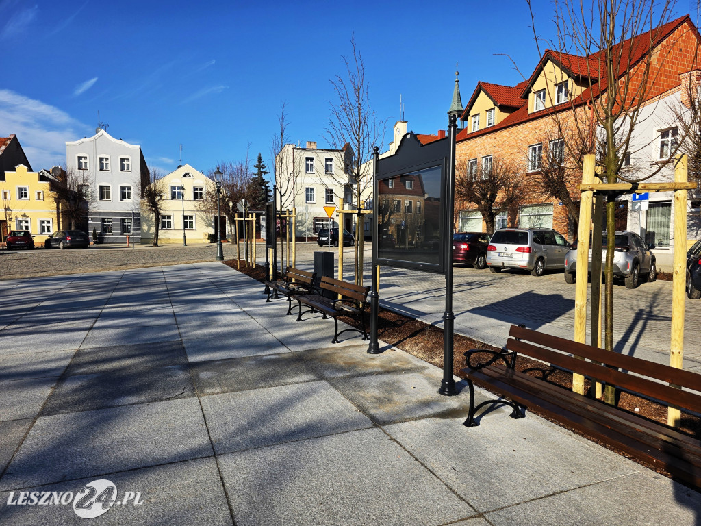 Rynek w Osiecznej po remoncie
