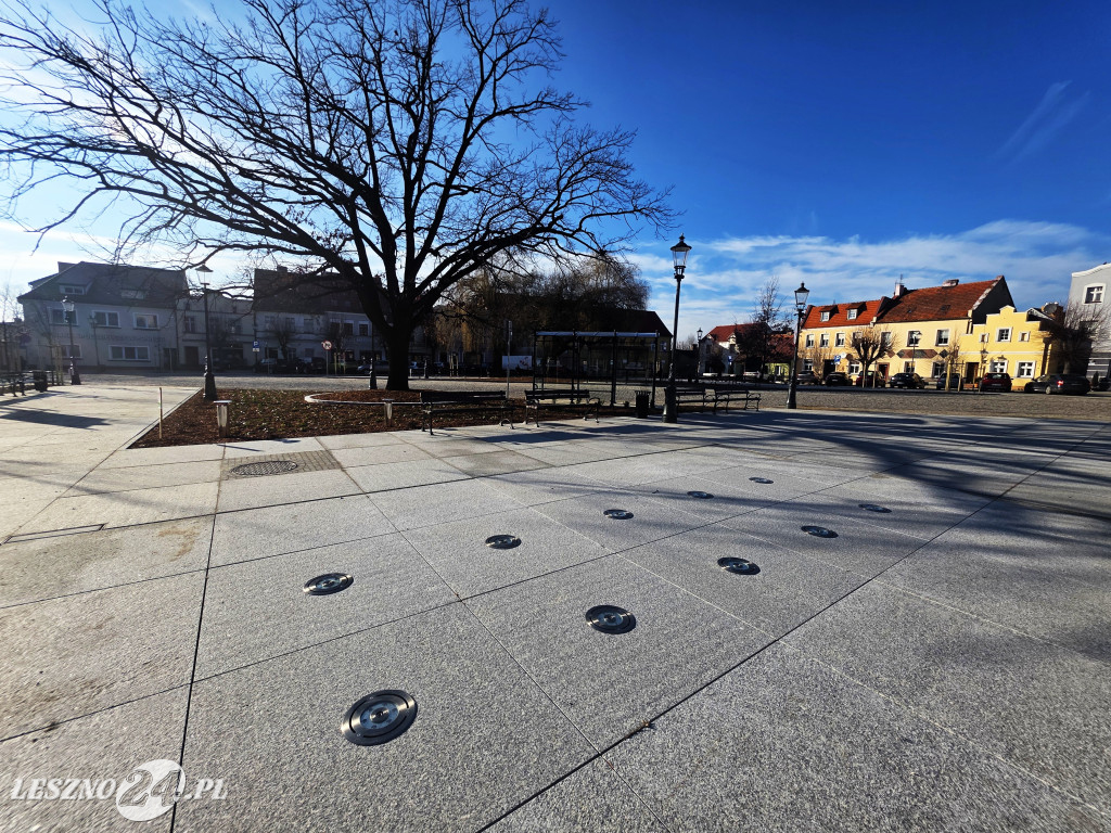 Rynek w Osiecznej po remoncie