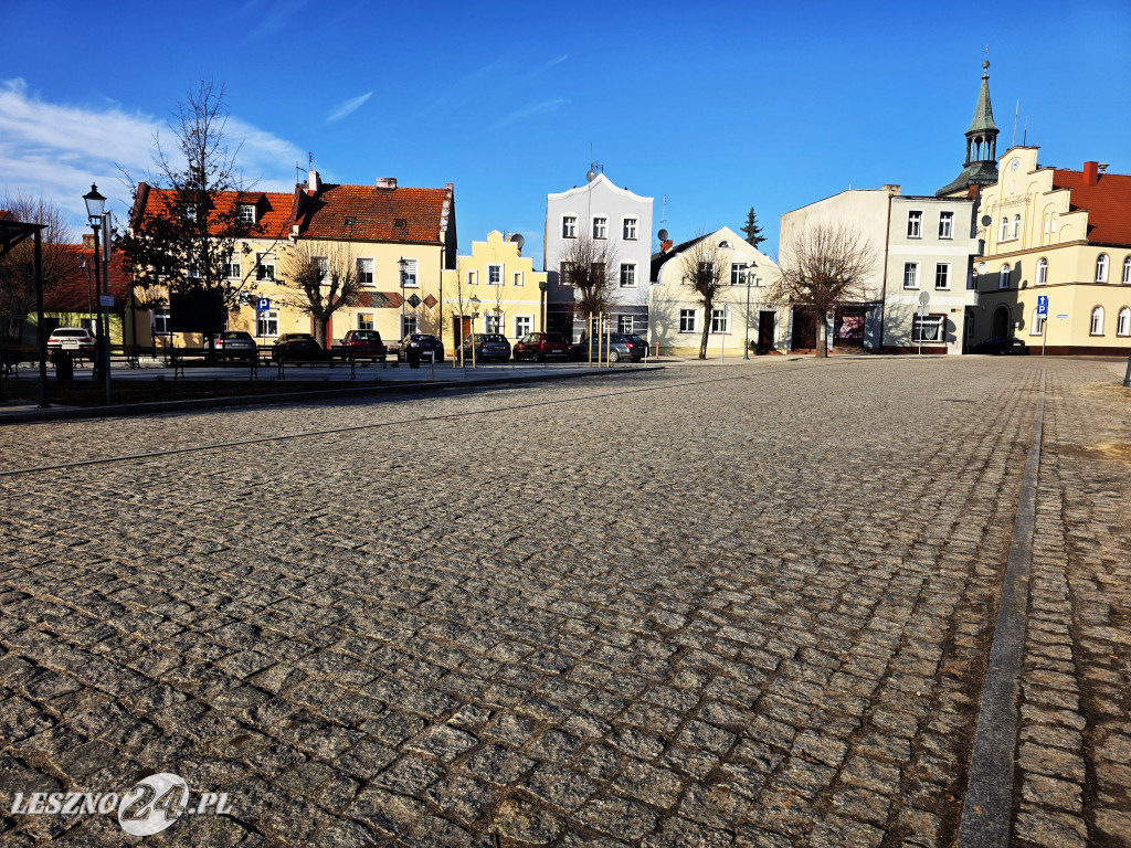 Rynek w Osiecznej po remoncie